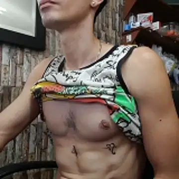 jhosuamoore online show from April 25, 2026, 1:03 pm