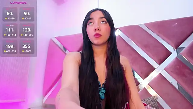 Zoe Evaanss  online show from June 10, 2026, 7:46 pm
