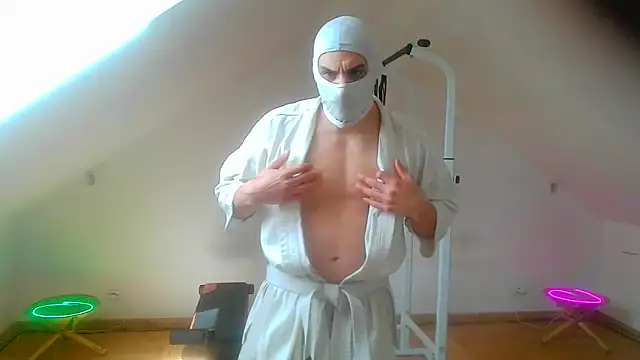 NinjaLaser online show from March 29, 2026, 11:32 am