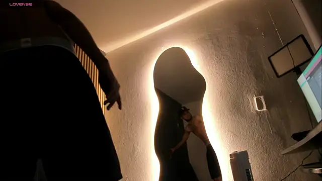 Edwin Cat01 online show from March 11, 2026, 8:48 pm