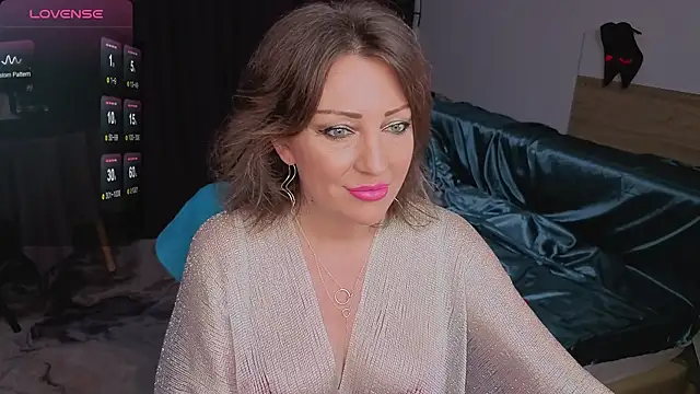 Sirena Fly online show from May 21, 2026, 9:44 pm