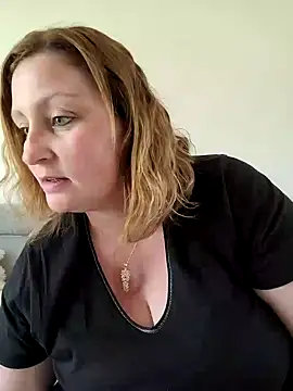 duotroublant online show from April 30, 2026, 2:01 pm