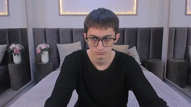 RonBevs online show from June 14, 2026, 8:11 pm