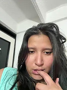 Snapshot of Mila_Sunshin chatting on March 16, 2026, 5:44 am Mila Sunshin online show from March 16, 2026, 5:44 am