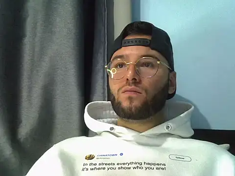 piazaocwb23 online show from April 28, 2026, 4:01 pm