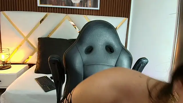 Sluttyysucker  online show from March 26, 2026, 12:11 pm