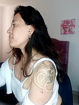 violeta scott online show from June 26, 2026, 3:49 pm