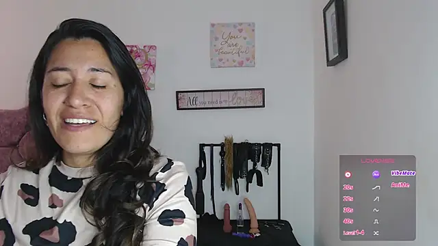 violeta scott online show from August 4, 2026, 4:09 pm