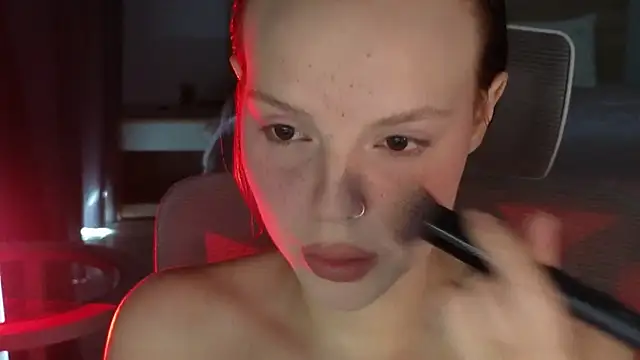 mollybossy online show from April 20, 2026, 7:22 am