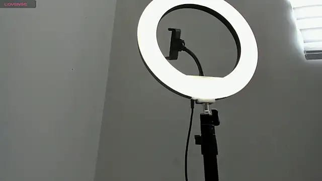 thiago bigcock 1 online show from May 6, 2026, 6:35 pm