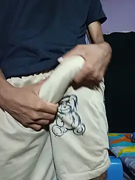 SOYFAKER online show from August 8, 2026, 3:41 am