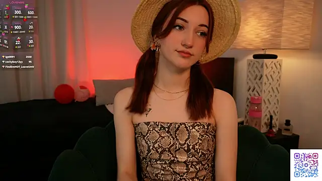 SweeetMila online show from March 22, 2026, 4:21 pm