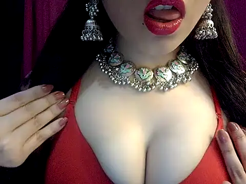 nadia doll69 online show from June 17, 2026, 6:53 pm