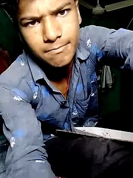 Snapshot of pandey_ji_ka_beta_hu chatting on March 24, 2026, 7:35 am pandey ji ka beta hu online show from March 24, 2026, 7:35 am