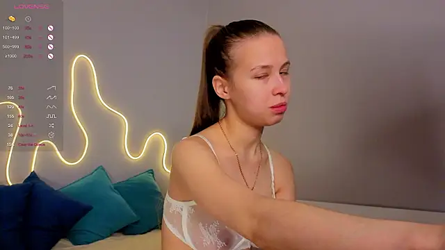 Emma dream  online show from July 13, 2026, 1:41 am