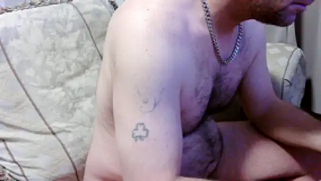 Snapshot of willywet chatting on May 27, 2026, 1:35 am willywet online show from May 27, 2026, 1:35 am