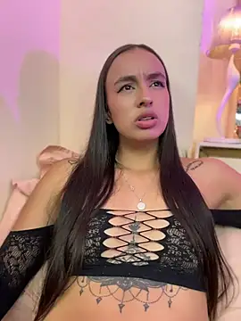 AliciaRoux online show from July 28, 2026, 7:39 pm
