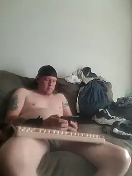 yourMasterisBored online show from May 25, 2026, 3:07 pm