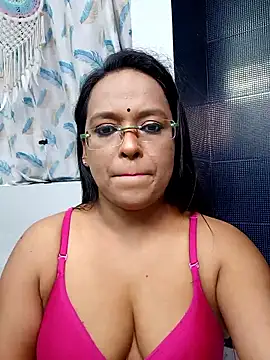 Snapshot of hornyrosy321 chatting on May 3, 2026, 5:08 pm hornyrosy321 online show from May 3, 2026, 5:08 pm