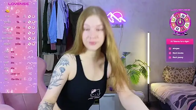 GoldenSunBunny online show from March 30, 2026, 2:23 am