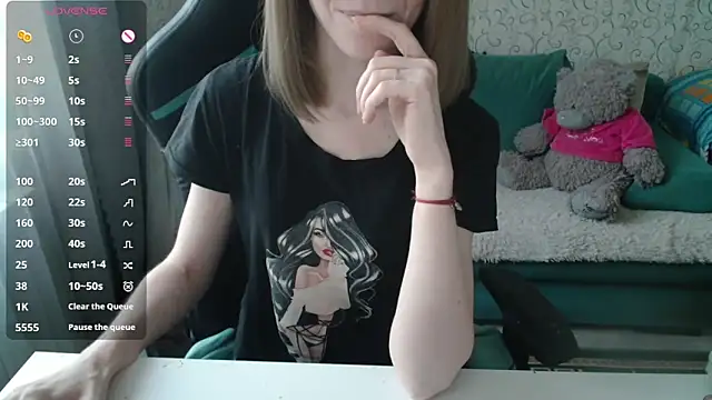 Cleo Sertori  online show from March 22, 2026, 3:37 pm