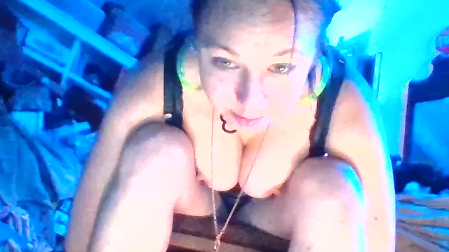 Ambionce online show from April 7, 2026, 2:45 am
