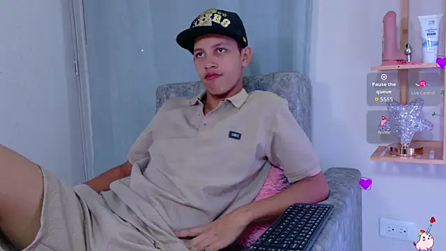 Noirvynn online show from April 1, 2026, 11:46 pm