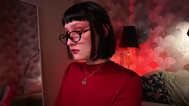 Velvet Lily online show from March 16, 2026, 9:30 pm