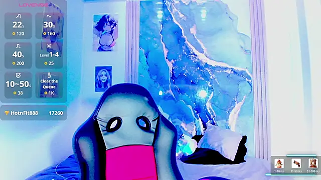 blonde queen- online show from April 27, 2026, 7:34 pm