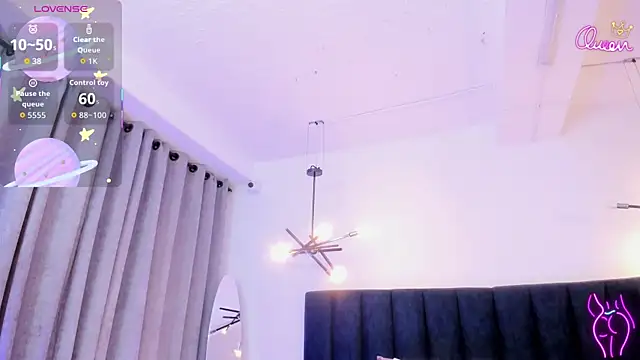 kirasweet7 online show from May 6, 2026, 3:35 am