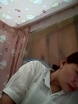 Lucxy-ki6 online show from May 7, 2026, 11:43 pm
