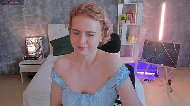 Shiny Liss online show from July 24, 2026, 1:47 am
