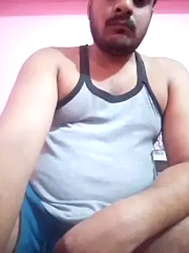 Decentlover67 online show from May 31, 2026, 6:09 pm