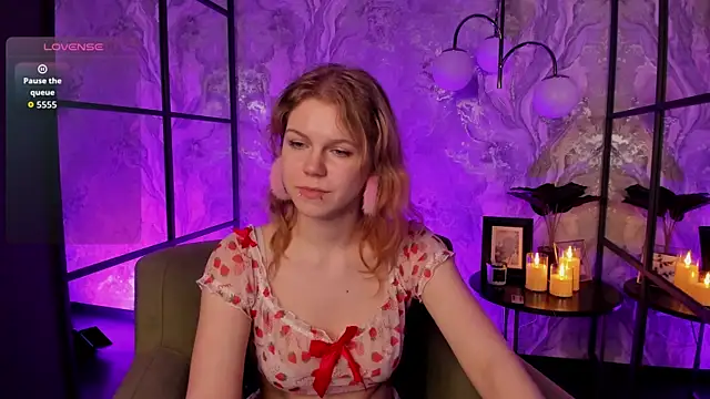 Snapshot of ElizabethVane chatting on April 4, 2026, 10:46 am ElizabethVane online show from April 4, 2026, 10:46 am