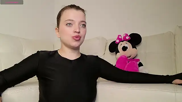 Minnie mouse 18 online show from March 15, 2026, 5:19 pm