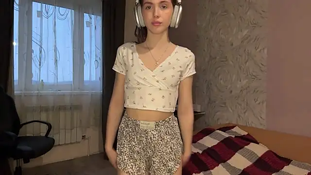 Veluxe online show from April 2, 2026, 3:09 pm