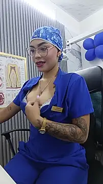 daniela-sexy online show from June 15, 2026, 1:46 pm