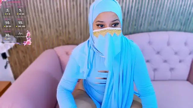 Aminaa Kaarim online show from March 26, 2026, 5:40 pm