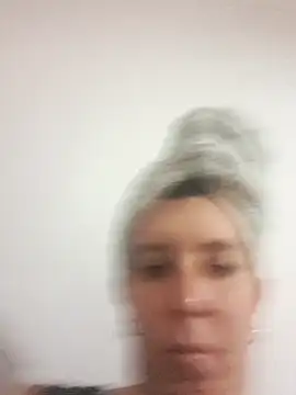 Snapshot of melucita chatting on March 19, 2026, 12:58 am melucita online show from March 19, 2026, 12:58 am