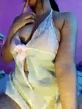 Snapshot of SHIVANI_PVT chatting on April 14, 2026, 11:44 pm SHIVANI PVT online show from April 14, 2026, 11:44 pm