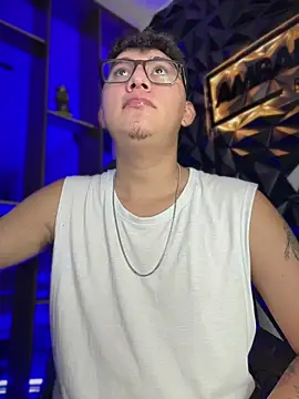 Snapshot of sirkisa chatting on March 15, 2026, 2:39 am sirkisa online show from March 15, 2026, 2:39 am