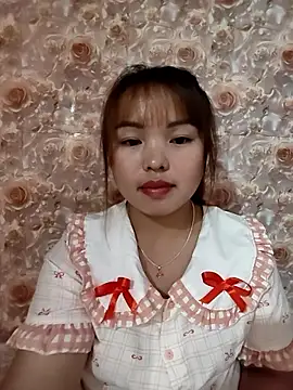Mina xYx online show from June 10, 2026, 4:50 pm