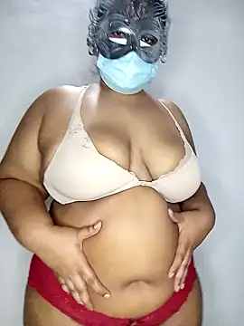 whitechubby07 online show from April 21, 2026, 4:23 pm