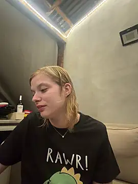 jessebell2003 online show from May 25, 2026, 9:21 pm