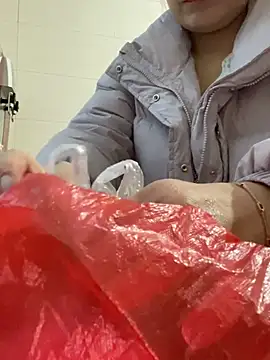 Snapshot of Dudu-me chatting on March 18, 2026, 10:18 am Dudu-me online show from March 18, 2026, 10:18 am