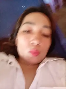 Snapshot of Sury_sexyy chatting on June 2, 2026, 1:29 am Sury sexyy online show from June 2, 2026, 1:29 am
