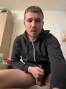 Mali133728 online show from March 27, 2026, 1:33 pm