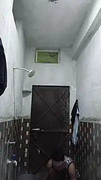 Snapshot of xyz_2giT chatting on March 21, 2026, 10:53 am xyz 2giT online show from March 21, 2026, 10:53 am