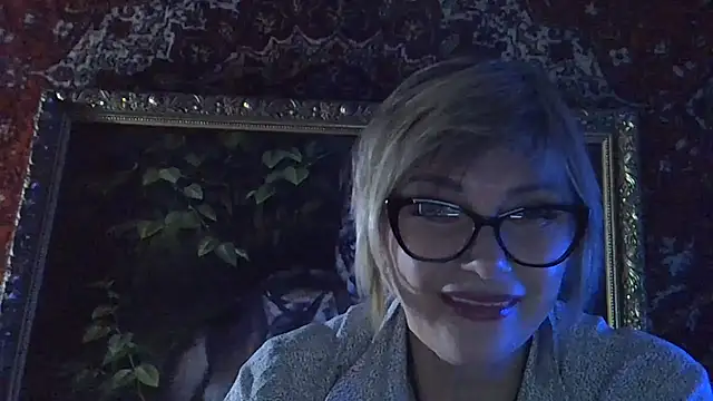 Lia Rayss online show from March 31, 2026, 8:09 pm