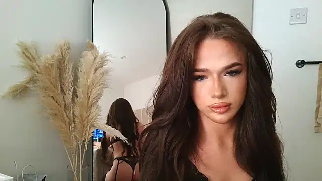 ArabellaUK online show from April 1, 2026, 10:51 pm